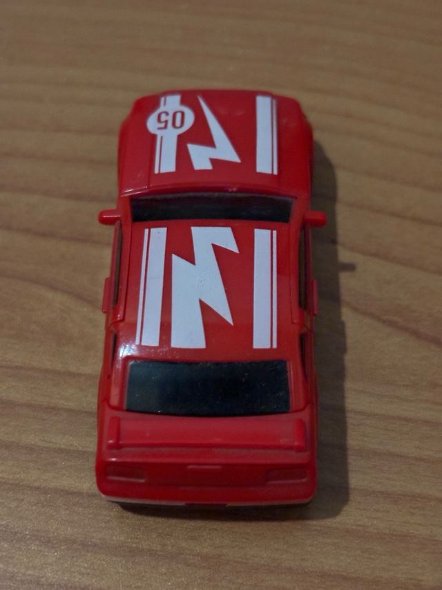 Macchina fast crash con retrocarica