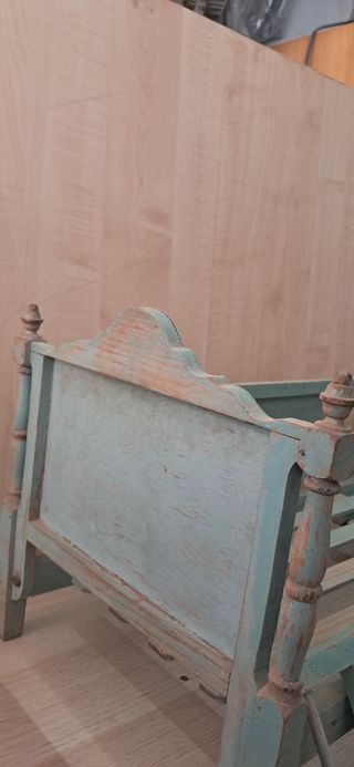 Cuna de muñecas vintage