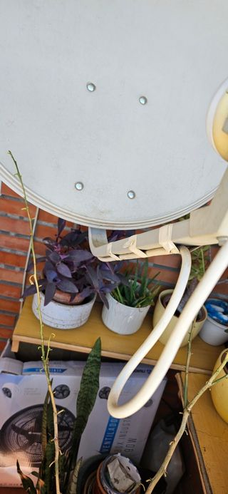 Antena Parabólica Engel usada