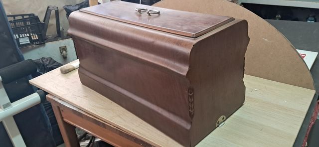 tapa de madera máquina de coser