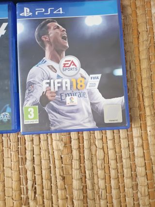 PS4 (PlayStation 4) + 3 juegos