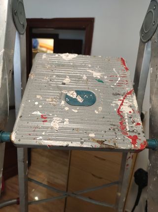 Escalera aluminio 3 peldaños usada