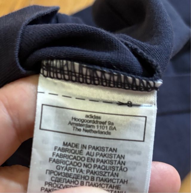 Camiseta Adidas azul talla S de hombre.