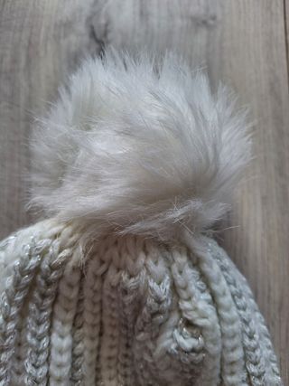 Gorro invierno blanco plata