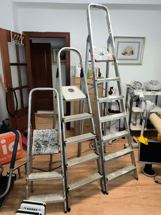 3 Escaleras de Aluminio