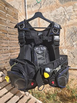 Mares chaleco buseo