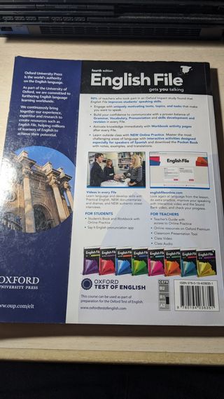 English File A2/B1 Student's Book And Workbook