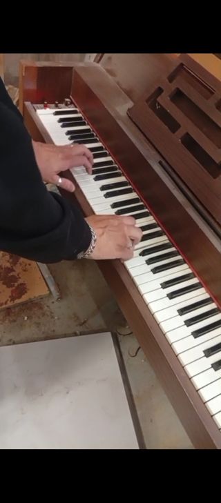 Piano electrónico vintage