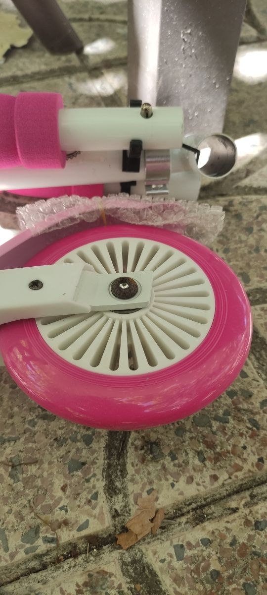 Patinete infantil Disney