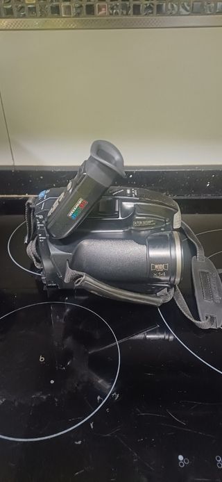 Videocámara Panasonic NV-RJ27 x14