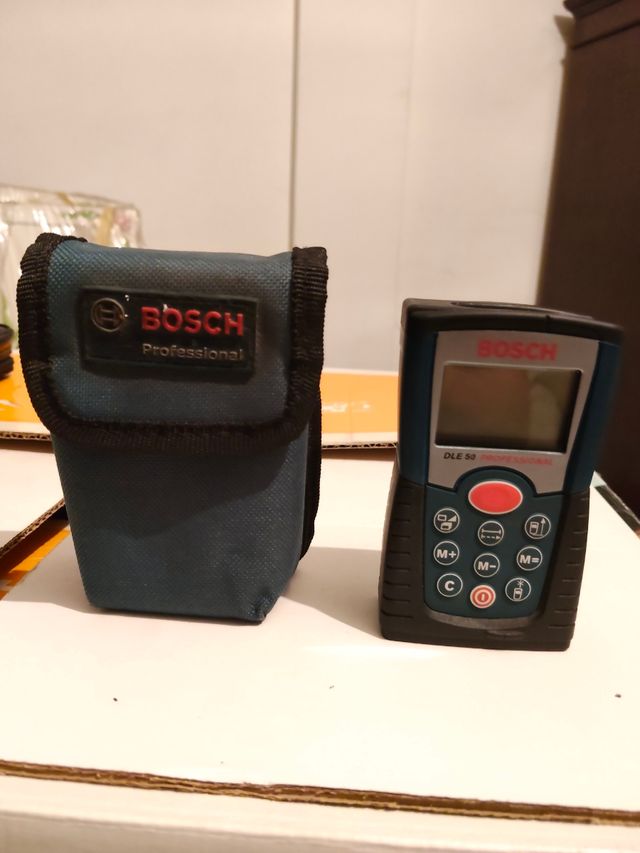 Medidor Laser Bosch DLE 50