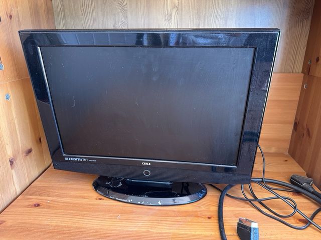 TV OKI 22" - HDMI - TDT