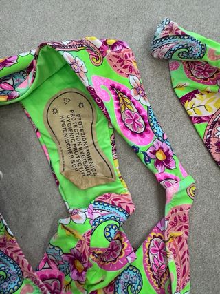 Bikini verde e multicolor