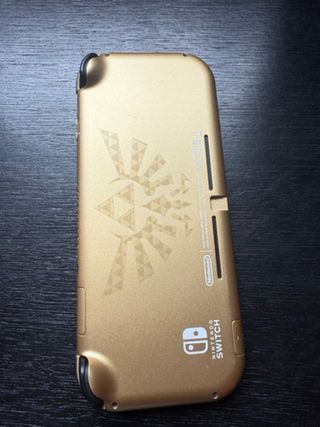 Nintendo Switch Lite Dorada - Hyrule