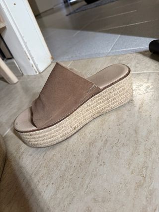 Sandalias plataforma marrón