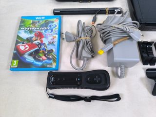 Wii U negra - Mario Kart 8.
