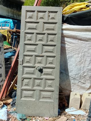 Puerta antigua de madera
