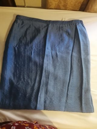 Traje chaqueta conjunto con falda 