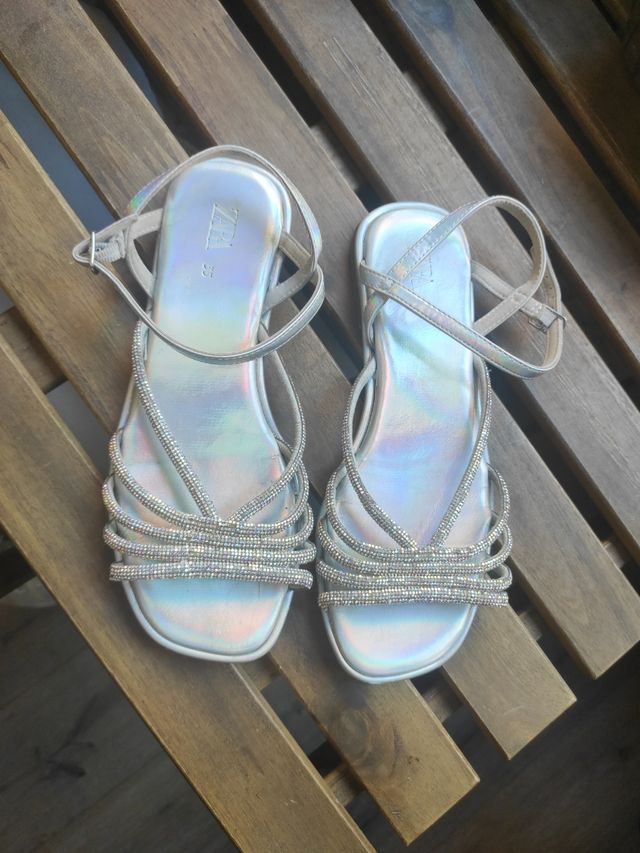 Sandalias Zara Plana 35