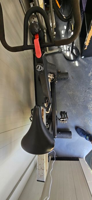 Bicicleta estática ejercicio