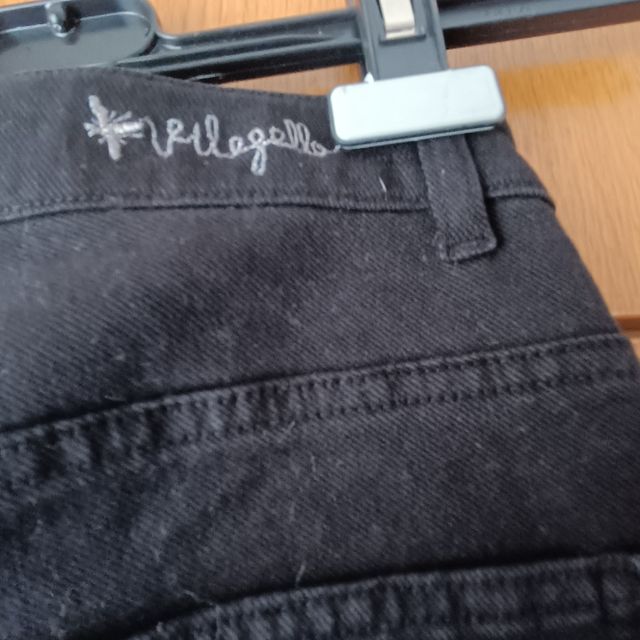 Vaqueros Vilagallo negros, talla 38