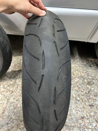 Neumáticos Metzeler M7 RR 110/150 17”