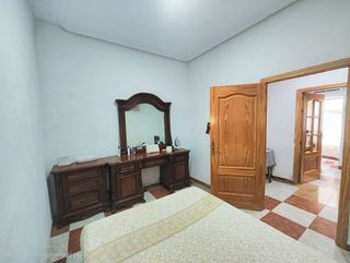 Piso en venta en Linares