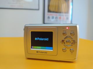 Polaroid A500 5 MP Digicam Sensore CCD + scheda SD