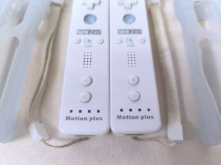 2 Mandos Wii Motion Plus + fundas
