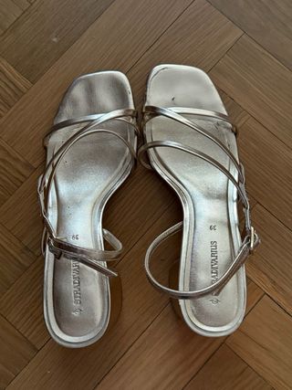Sandalias Stradivarius 
