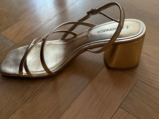 Sandalias Stradivarius 
