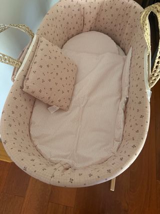 Cuna Moisés mimbre bebé