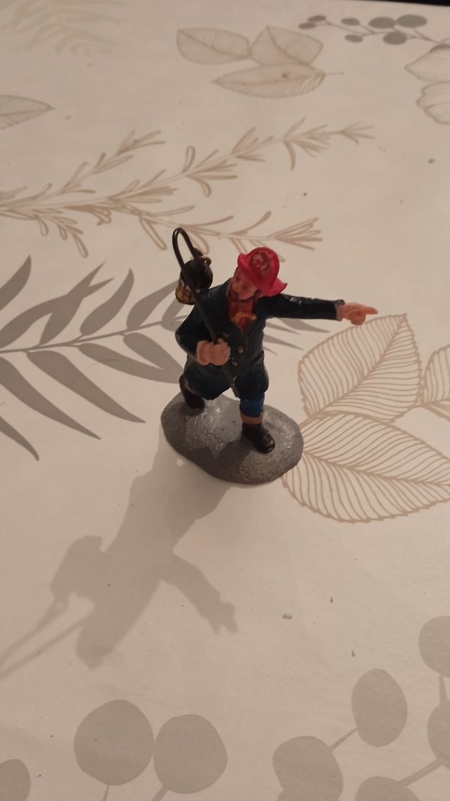 Lote 4 Figuras Bomberos