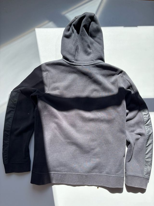 Chaqueta Nike Air negra con capucha