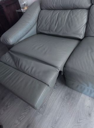Sofá piel gris reclinable 2 plazas ELÉCTRICO