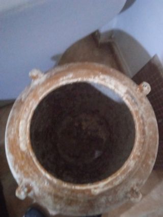 Tinaja barro antigua