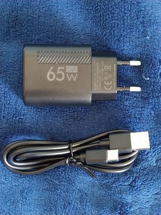 Cargador GaN 65W Negro + Cable USB-C