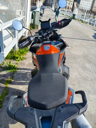 KTM Adventure 890