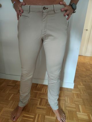 Pantalones chinos Massimo Dutti beige