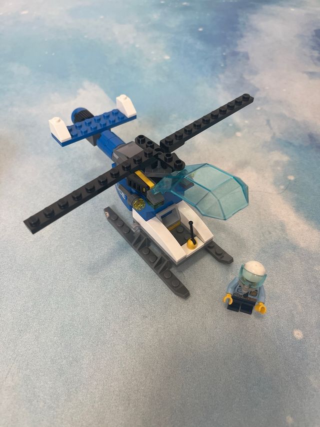 Helicóptero Lego Montaña
