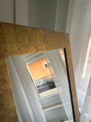 Espejo dorado Conforama - Moderno