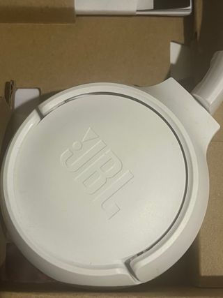 Cascos JBL Tune 520BT blancos