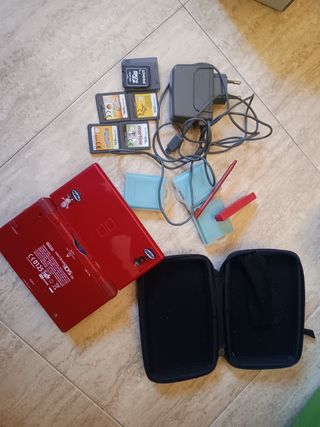 Nintendo DS roja - Mario party y juegos incluidos