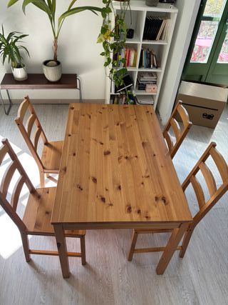 Mesa comedor IKEA JOKKMOK + 4 sillas