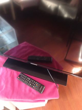TV Samsung 32" negra