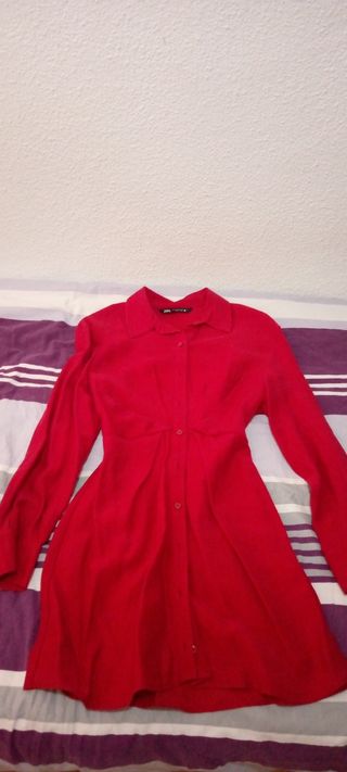 Vestido estilo camisa roja Zara