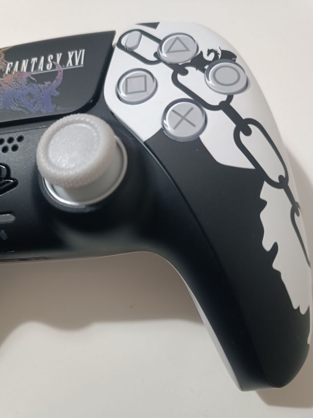 Mando PS5 Final Fantasy y joysticks TMR magnéticos