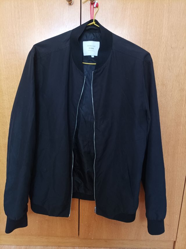 Chaqueta bomber Jack & Jones negra