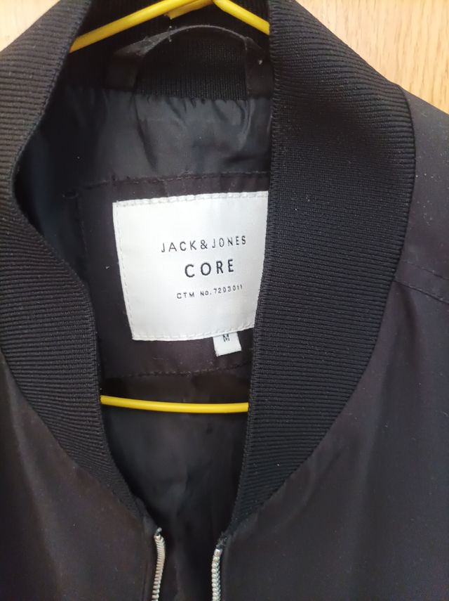 Chaqueta bomber Jack & Jones negra
