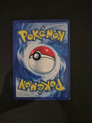 Album Pokémon: cartas variadas